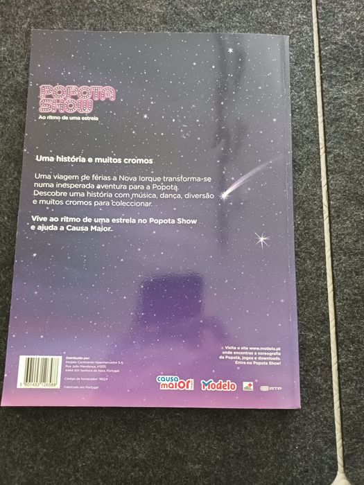 Livro da Popota com cromos completa