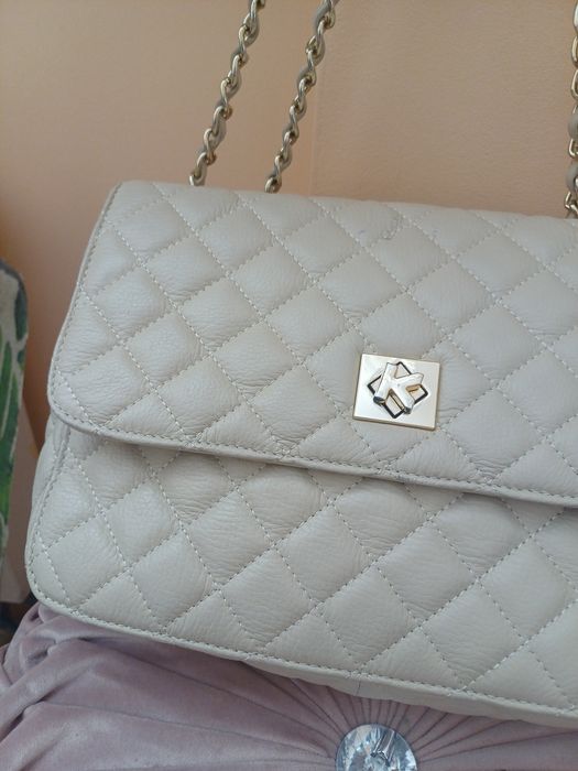 Piękna kremowa torebka Kazar