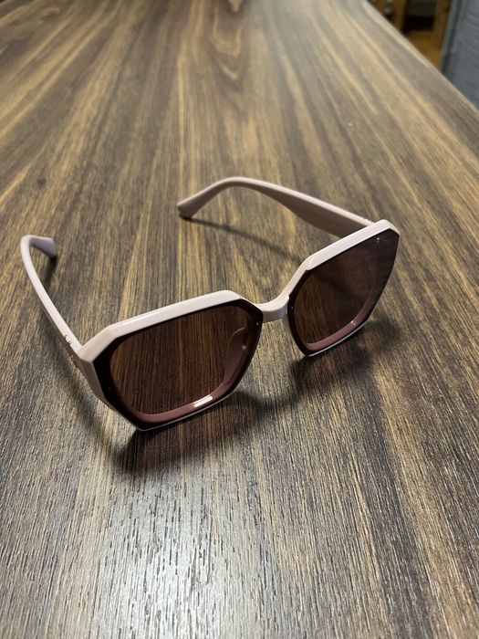 Окуляри сонцезахисні