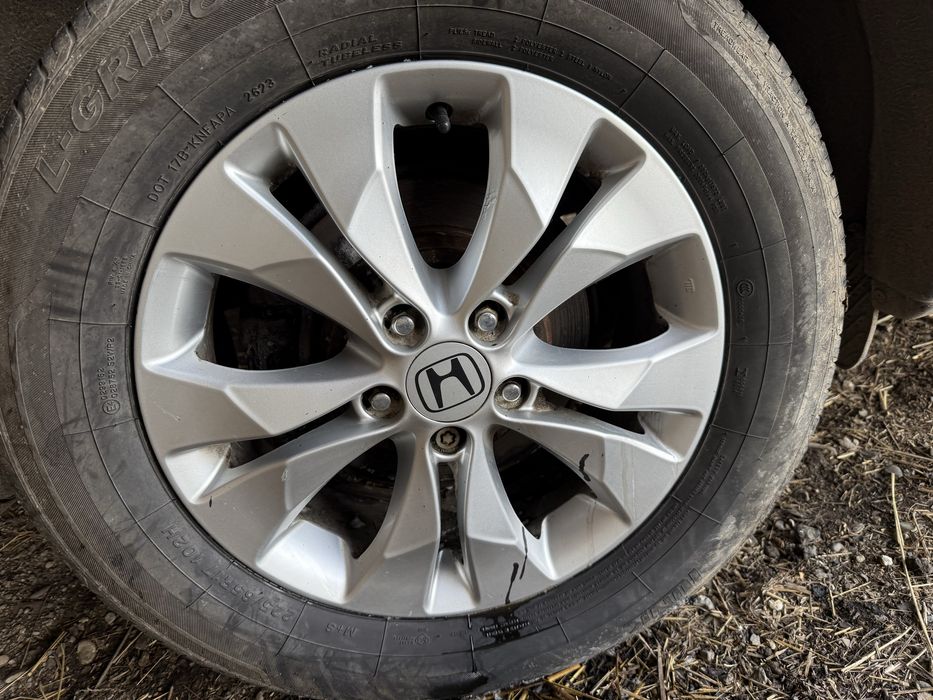 Титани диски резина колеса Honda CR-V 5 114.3 225 65 R17