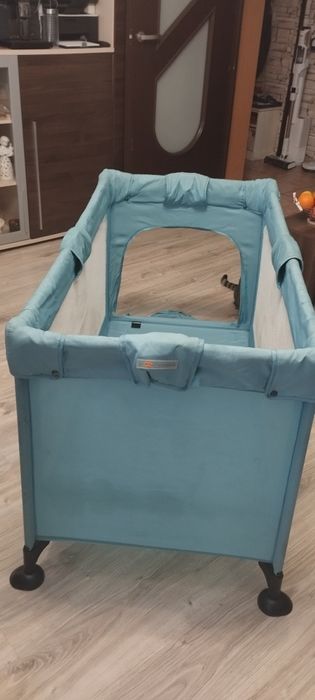 łóżeczko turystyczne