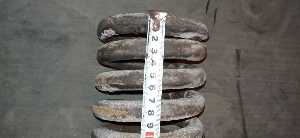 Пружини масивні.