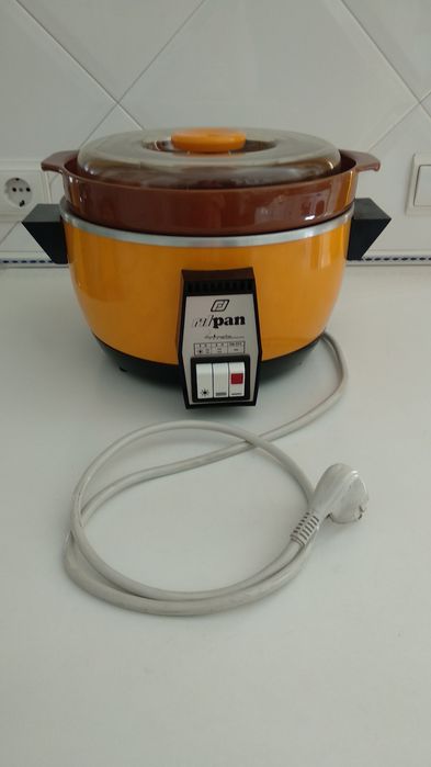 Panela elétrica de cozedura lenta design retro