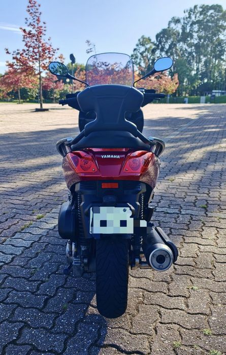 Yamaha x max 250