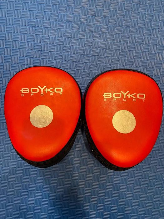 Лапи боксерські гнуті Boyko sport