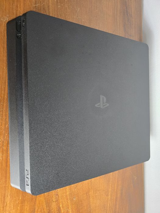 PlayStation 4 Slim 1TB SSD