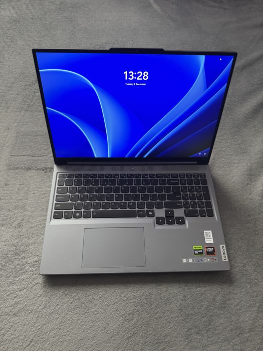 Lenovo Legion Slim 5 | Ryzen 7 8845HS | RTX 4060 | 16GB | 1TB | 165Hz