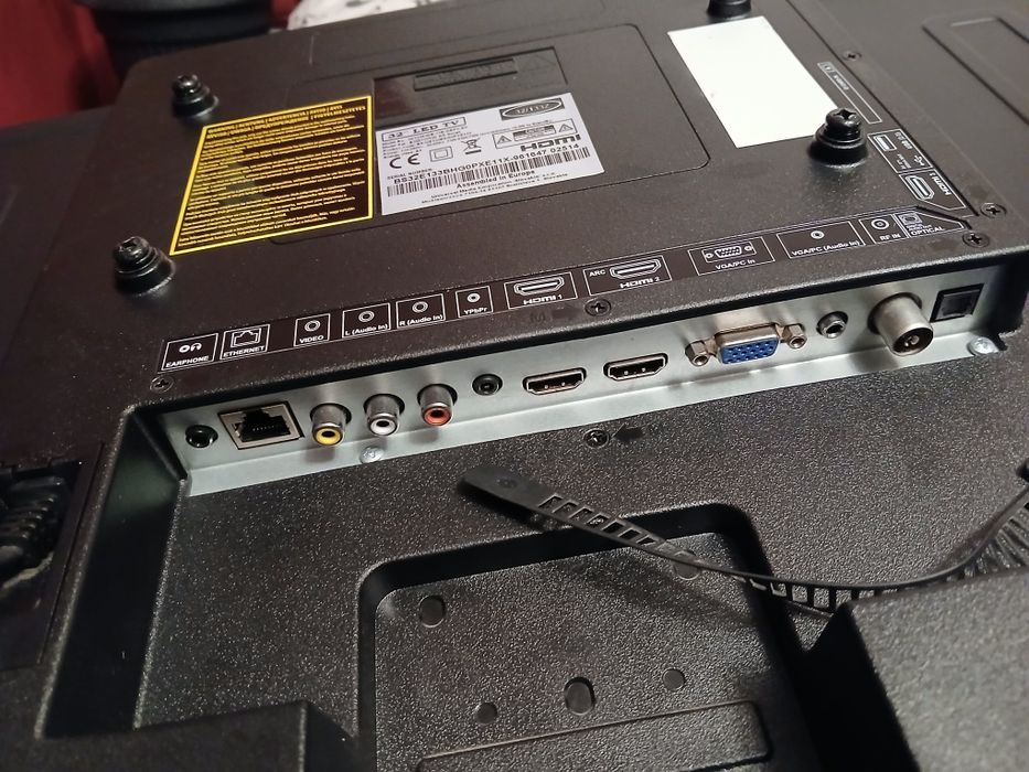 Telewizor 32cale.