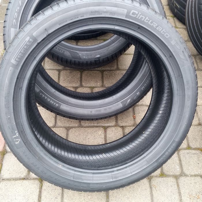 opony jak nowe 4 szt.225 /45/ 18 Pirelli  cinturato P7 2021 rok