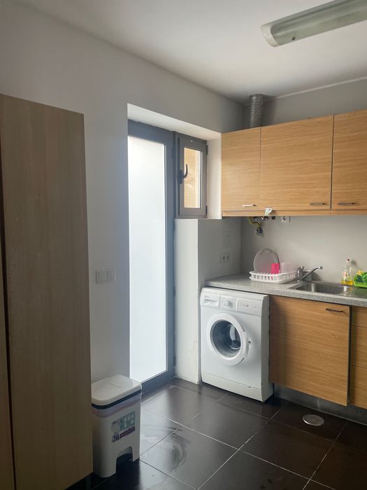Quarto com instalação sanitária privativa
