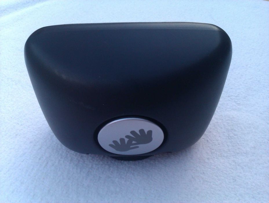 GPS Tomtom Go 700, com estojo e carregador.