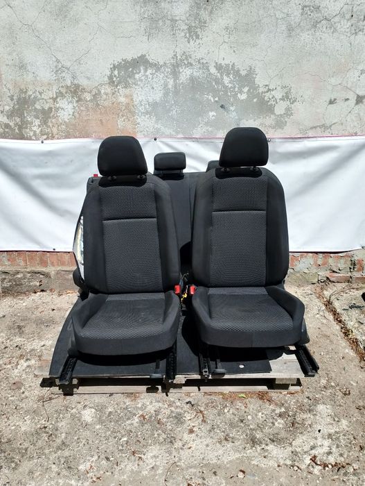Volkswagen Polo VI 2G Fotele Kanapa Środek