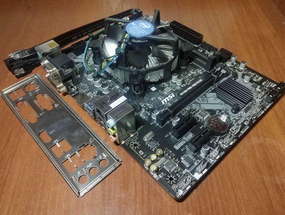 MSI B150M PRO-VH(сокет 1151v1) + Core i5-6500 3.2GHz + кулер