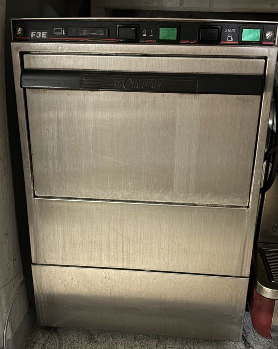 Maquina de cafe e maquina de lavar loiça indostrial