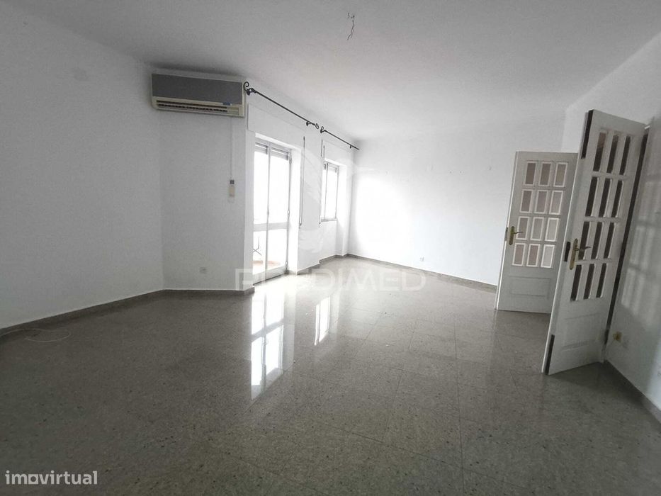 Apartamento T2 no centro de Beja com vista sobre a planície alentejana