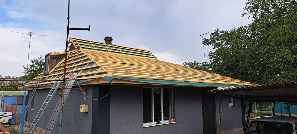 Заміна покрівлі даху (криші). Мансардні приміщення. Монтаж фасадів.