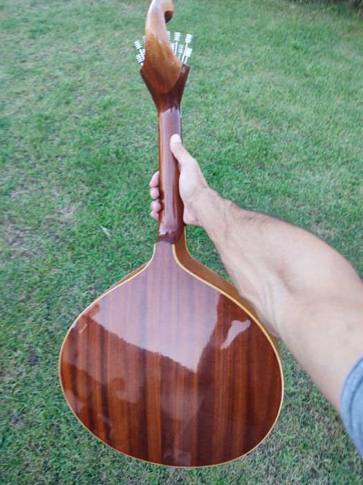 Guitarra Portuguesa