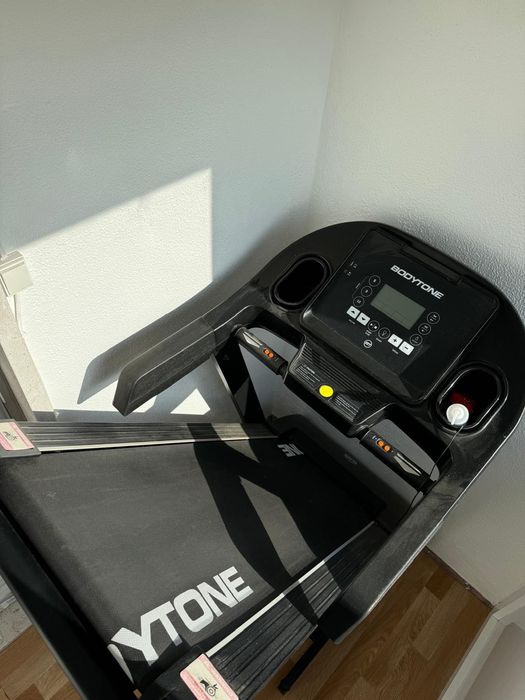 Treadmill - excellent condition440411188616253441