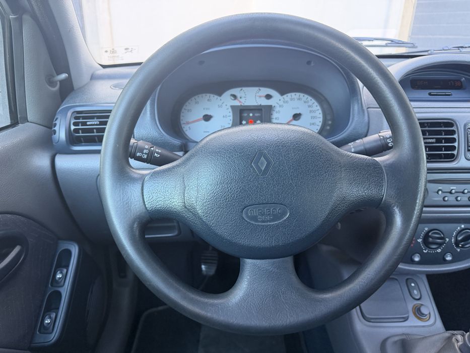 Renault clio 1.2 16V