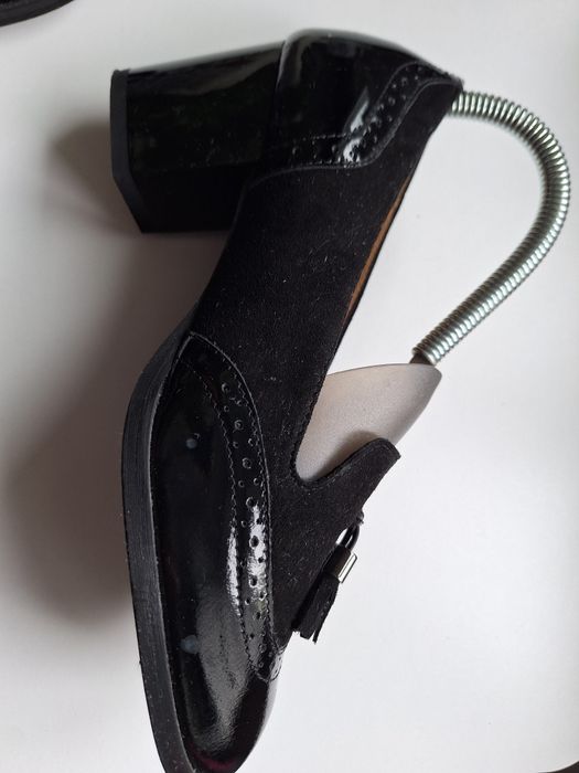 Buty na słupku, czarne