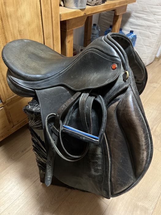 Siodło wrzechstronne stan bardzo dobry