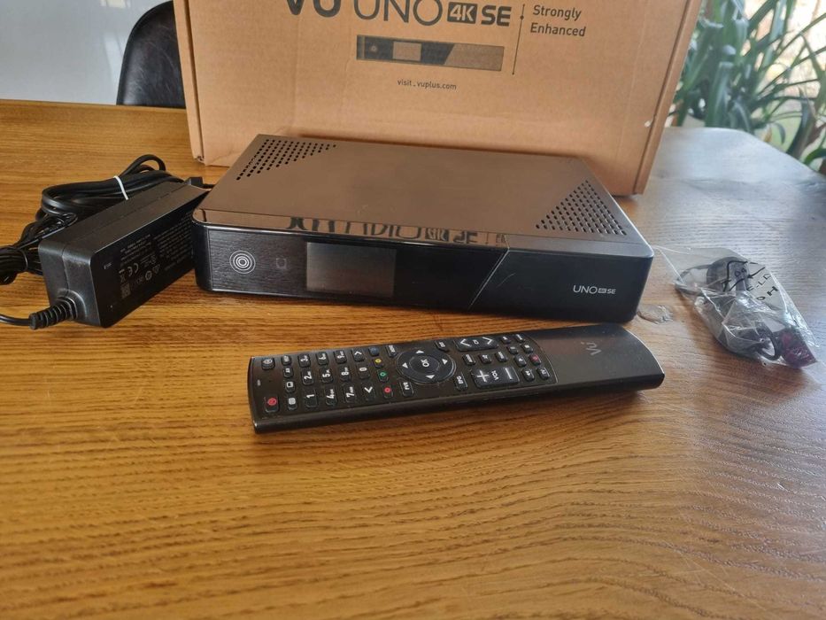 Tuner satelitarny VU+ Uno 4K SE