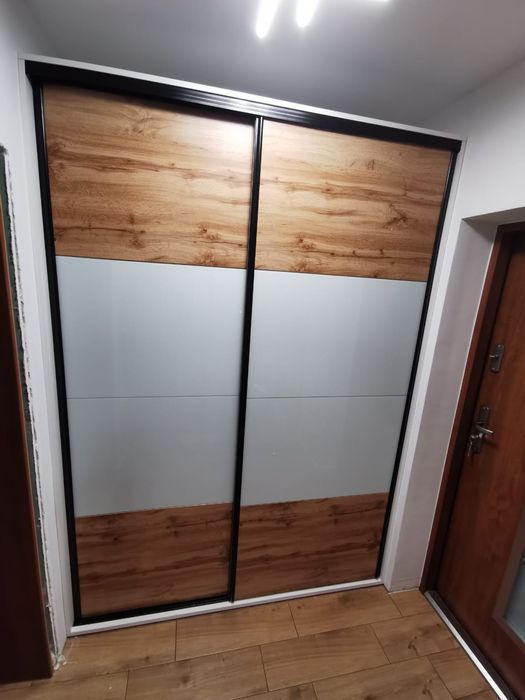 Montaż Składanie Skręcanie  Mebli pokojowych  kuchennych, montaż AGD