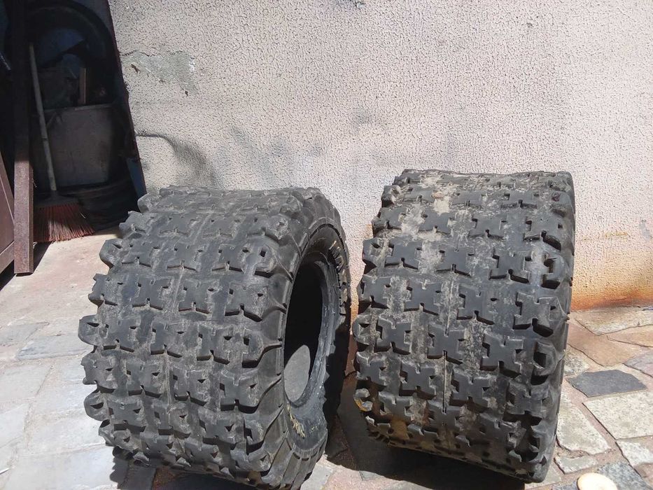 pneus maxxis rzr2 jante 9