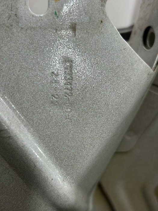 Крило переднє праве Tesla model y PPSW (MYP4)