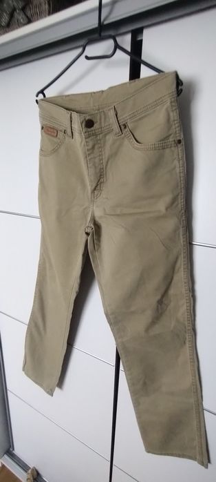 Spodnie bawełniane  męskie Wrangler r 32
