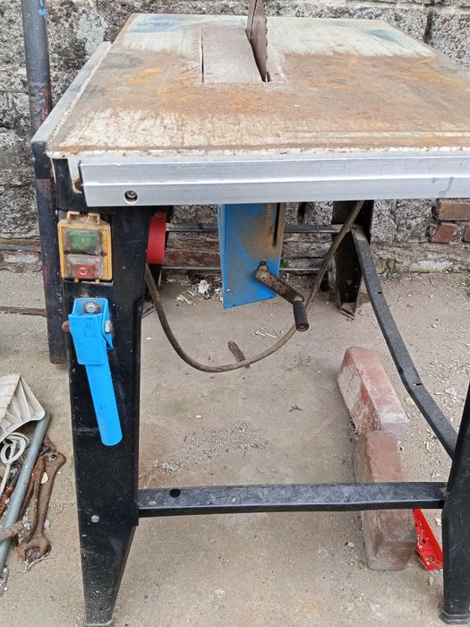 Piła stołowa na siłe