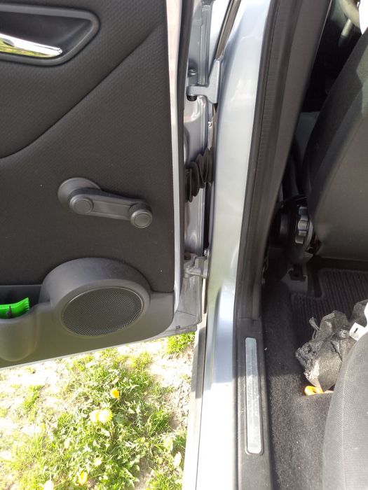 Drzwi tylne lewe Mercedes Benz kod lakieru 391 W169 A150