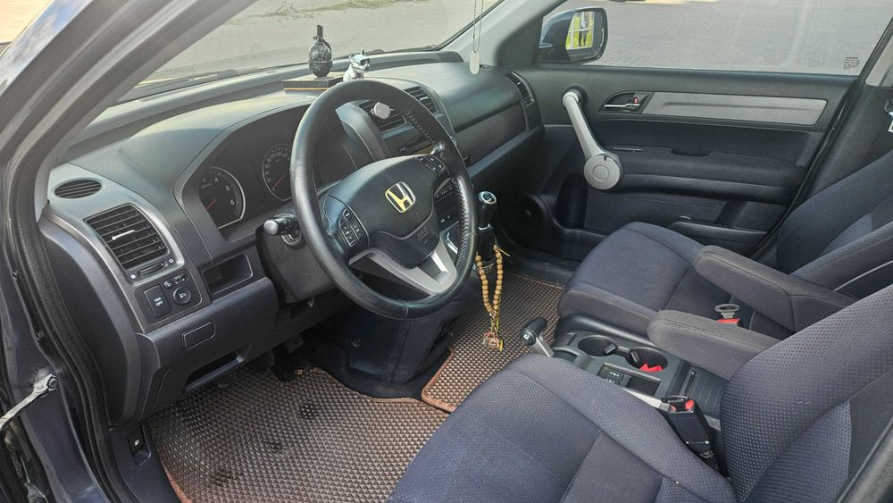 Продам Honda CR-V 2007 года в отличном состоянии!