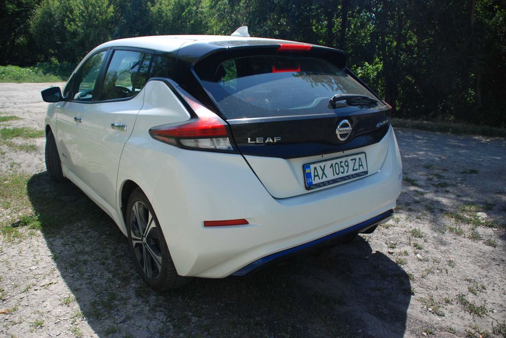 Ниссан Лиф Nissan leaf 2018 в отличном состоянии
