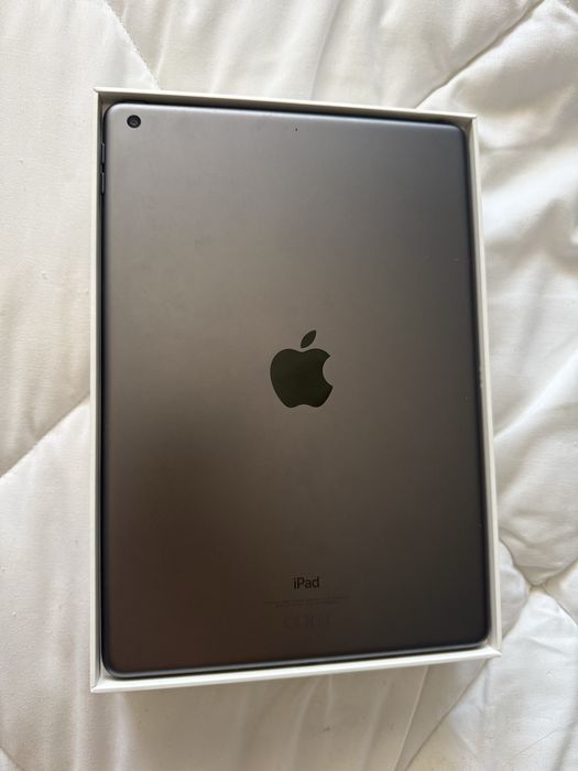 Apple iPad 9 gen 64GB - como novo