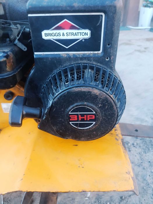 Glebogryzarka BRIGGS & STRATTON 3Hp