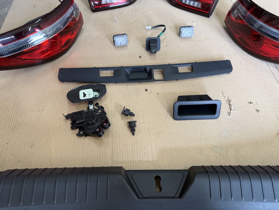 Фонари Mazda 6 2018-2023 GL