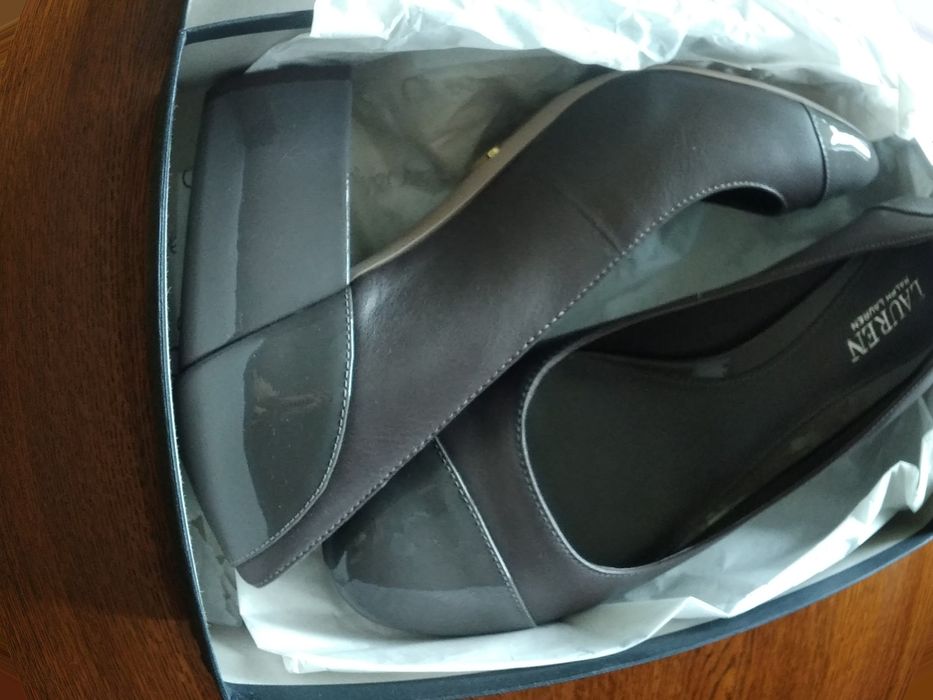 Buty pantofle damskie nowe skórzane  Ralph Lauren 39