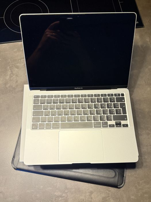 Macbook Air 2020 m1 8/256