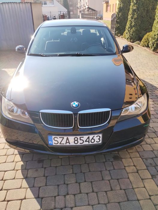 BMW Seria 3 BMW E90 318i