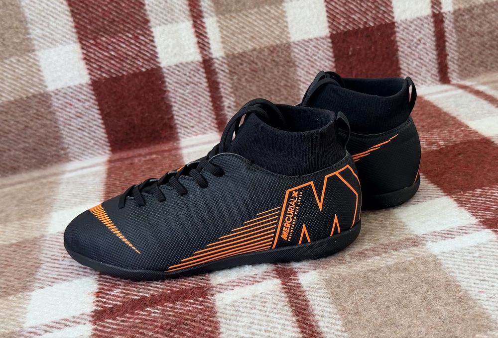 (Оригінал) сороконіжки,футзалки Nike MercurialX SuperflyX 6, розмір 37