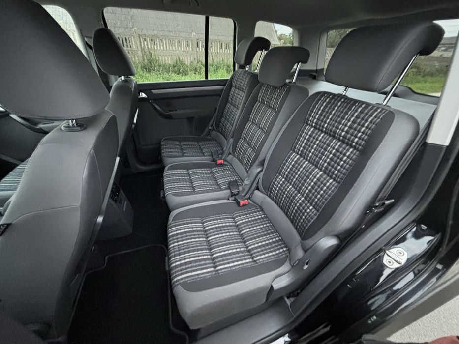 Volkswagen Touran Cross ! Bi-Xenon ! Led ! Po Opłatach !