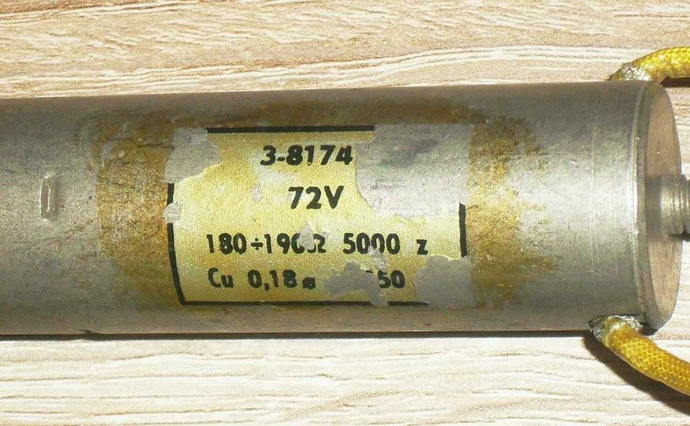 Elektromagnes pchający 3-8174S, 72 V, siła 0,35 kG czyli 3,43 N, skok 8 mm