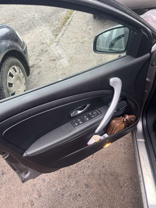 Меган 3 2012рік,