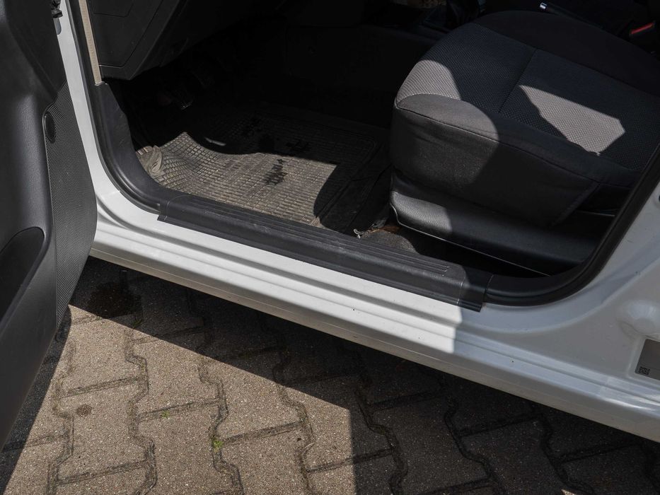 Chevrolet Aveo 1.2 benzyna, ekonomiczny i prosty w obsłudze samochód miejski.