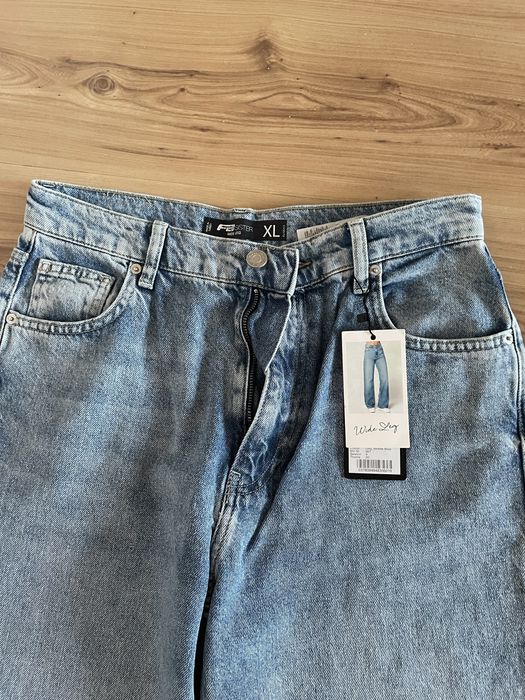 Продам новые джинсы