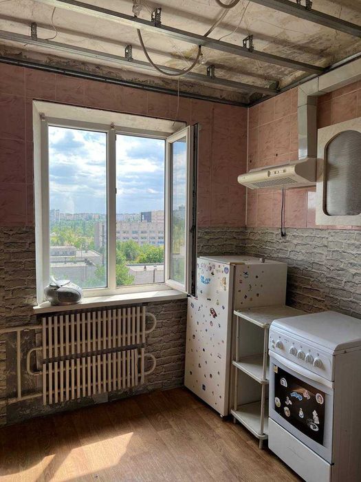 Продаж 2 кімн м-н. Сонячний 55, мпо, мпт, електрика, балкон.