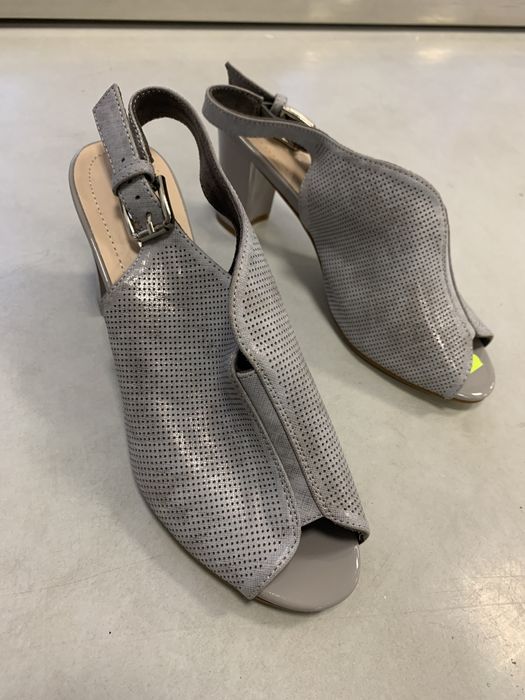 Buty damskie na obcasie