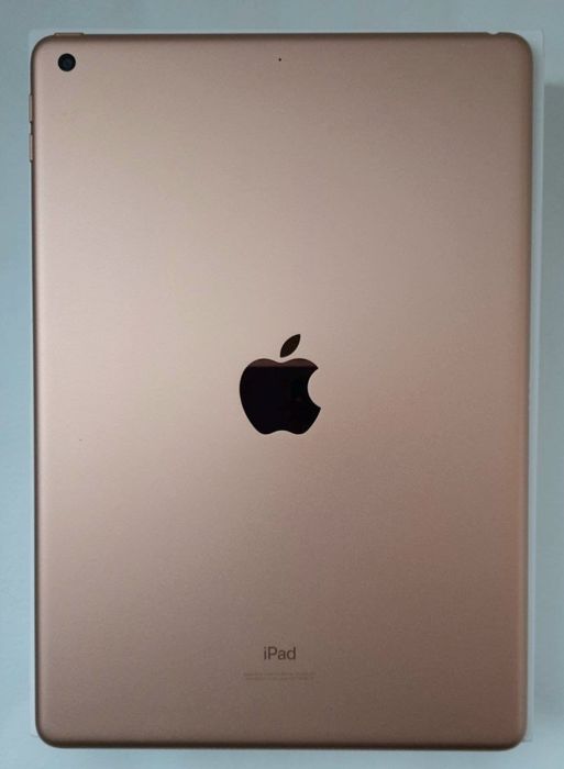 iPad 8 32GB wifi A2270 Gold цілий робочій подарунок!