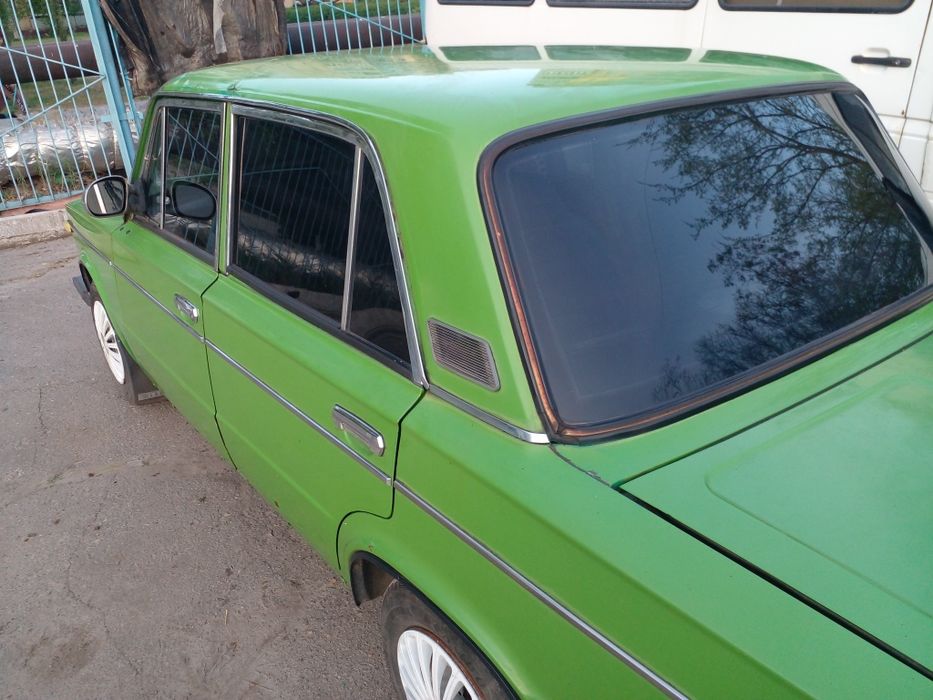 Продам Ваз2103 (1975г.в.)